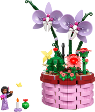 Load image into Gallery viewer, 43237 Isabela&#39;s Flowerpot
